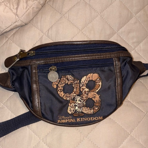 Vintage Disney Animal Kingdom 1998 Belt Bag Fanny Pack Mickey Safari - Picture 11 of 11